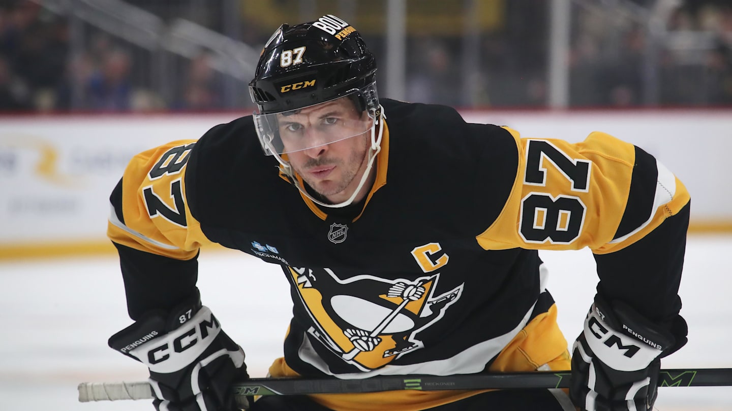Sidney Crosby net worth How much is the highest paid hockey player of