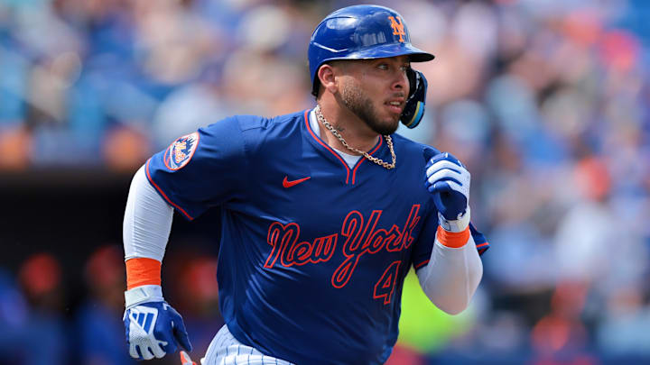 Feb 27, 2025; Port St. Lucie, Florida, USA; New York Mets catcher Francisco Alvarez (4) runs to first base after hitting a single against the Houston Astros during the first inning at Clover Park. Mandatory Credit: Sam Navarro-Imagn Images Feb 27, 2025; Port St. Lucie, Florida, USA; New York Mets catcher Francisco Alvarez (4) runs to first base after hitting a single against the Houston Astros during the first inning at Clover Park. Mandatory Credit: Sam Navarro-Imagn Images