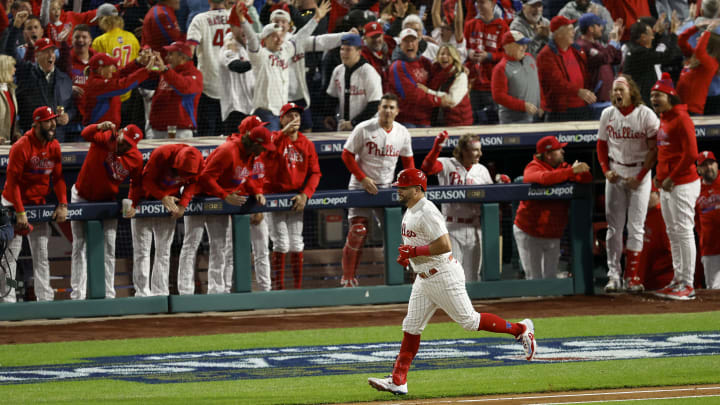 Watch: Phillies' Castellanos shocks son with two-HR effort in Game 3