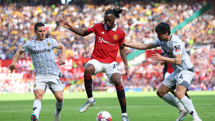 Manchester United v Wolverhampton Wanderers - Premier League