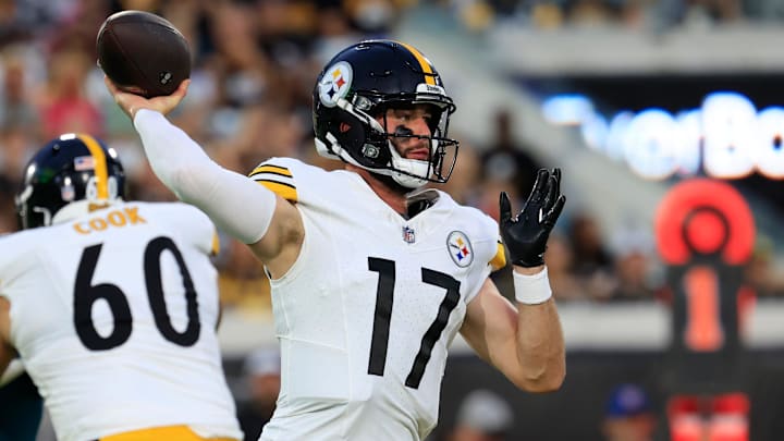 Pittsburgh Steelers quarterback Skylar Thompson