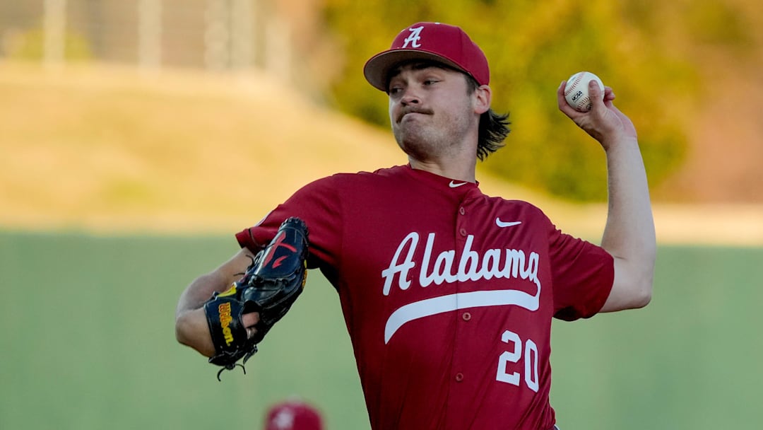 Mar 20, 2025; Tuscaloosa AL, USA; Alabama pitcher Zane Adams (20) pitches against Tennessee at Sewell-Thomas Stadium. Mar 20, 2025; Tuscaloosa AL, USA; Alabama pitcher Zane Adams (20) pitches against Tennessee at Sewell-Thomas Stadium.