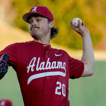 Mar 20, 2025; Tuscaloosa AL, USA; Alabama pitcher Zane Adams (20) pitches against Tennessee at Sewell-Thomas Stadium.