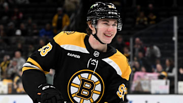 Chicago Blackhawks v Boston Bruins