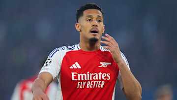 Saliba, zagueiro do Arsenal, está na mira do Real Madrid