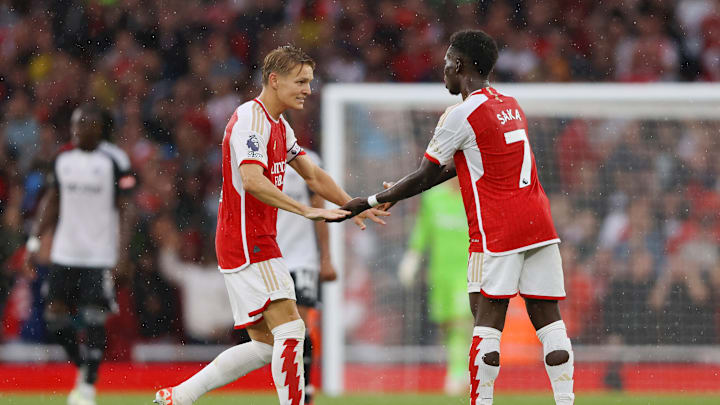 Arsenal FC v Fulham FC - Premier League