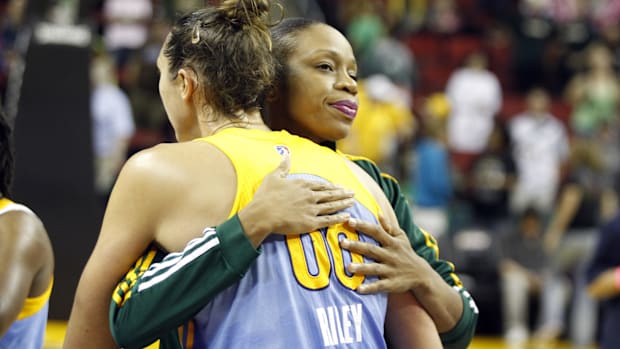 Former Chicago Sky & Atlanta Dream player Ruth Riley