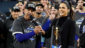 National League Championship Series - Milwaukee Brewers v Los Angeles Dodgers - Game Four