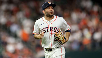 Houston debería reconsiderar la mudanza de José Altuve 