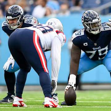 Nov 3, 2024; Nashville, Tennessee, USA;  TTennessee Titans center Lloyd Cushenberry III (79) calls out the audible against the New England Patriots during the first half at Nissan Stadium. Mandatory Credit: Steve Roberts-Imagn Images