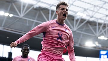 Fisnik Asllani, do Hoffenheim, está na mira de Barcelona e Bayern de Munique