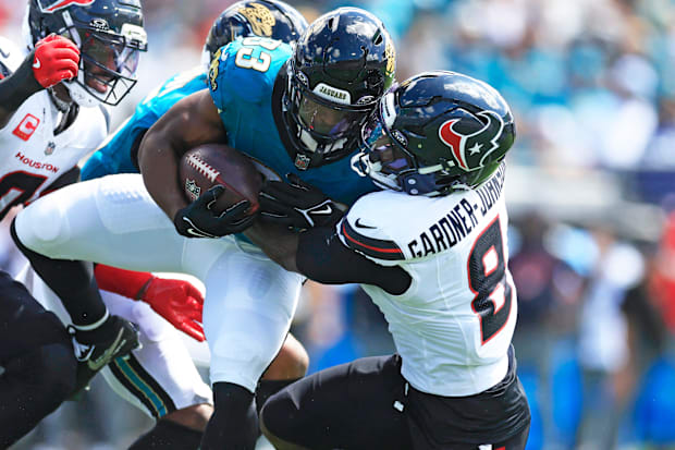 Houston Texans safety CJ. Gardner-Johnson (8) 
