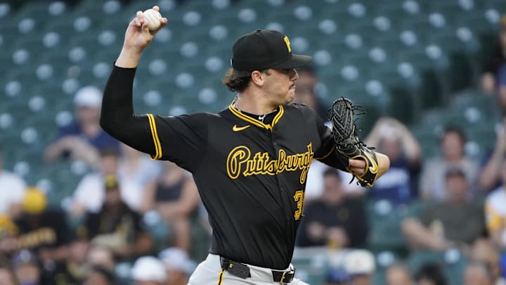 Pittsburgh Pirates pitcher Paul Skenes (30) throws the ball against the Chicago Cubs in the first inning at Wrigley Field. 