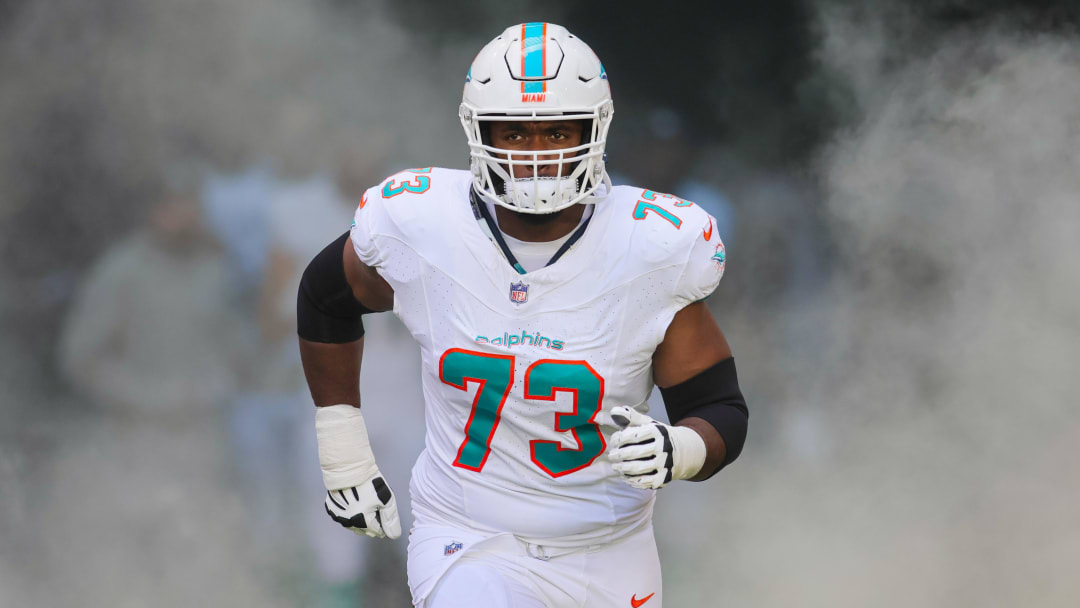 Miami Dolphins guard Austin Jackson (73) enters the field to take on the New York Jets at Hard Rock Stadium last season.