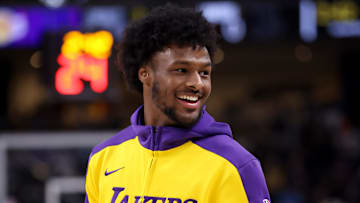 Phoenix Suns v Los Angeles Lakers