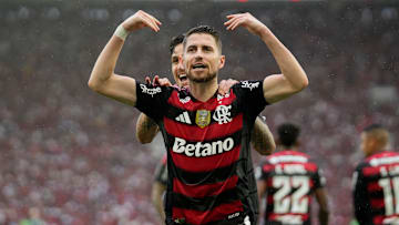 Jorginho segue fora de combate no Rubro-Negro