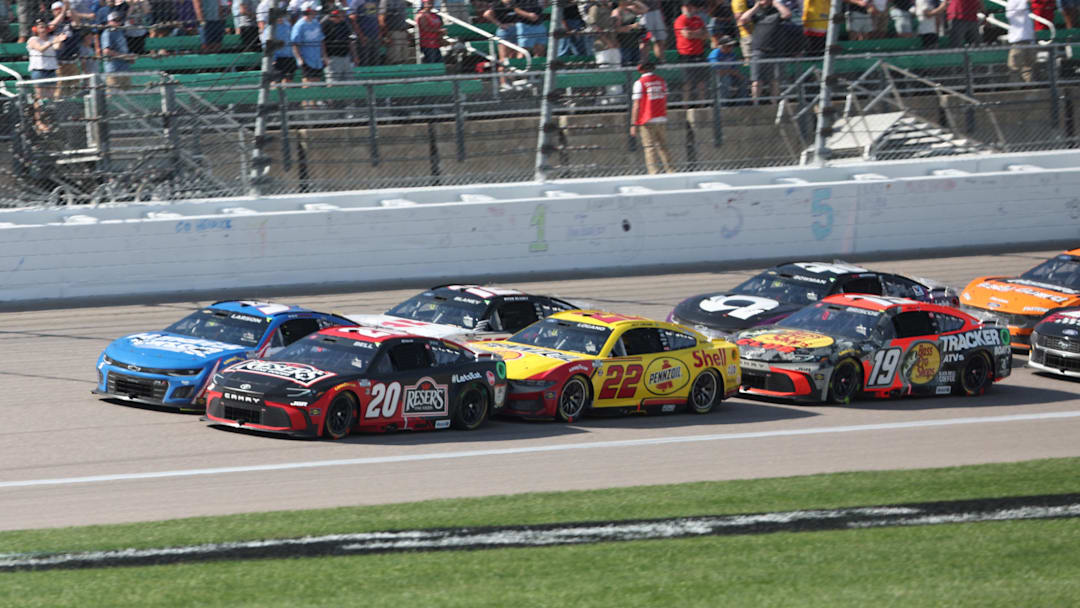 Kansas Speedway, NASCAR