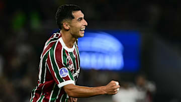 Serna faz uma boa temporada com a camisa do Fluminense