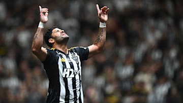 Galo entra em campo na Arena MRV