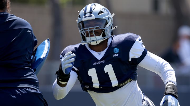 Jul 31, 2024; Oxnard, CA, USA; Dallas Cowboys linebacker Micah Parsons (11) runs a drill during training camp at the River Ridge Playing Fields in Oxnard, California.  Mandatory Credit: Jason Parkhurst-USA TODAY Sports