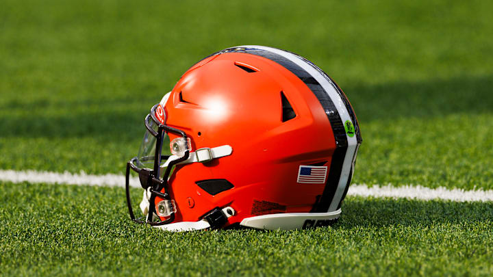 Cleveland Browns v Los Angeles Rams