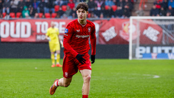 Bayern Munich are interested in signing FC Twente defender Ruud Nijstad.