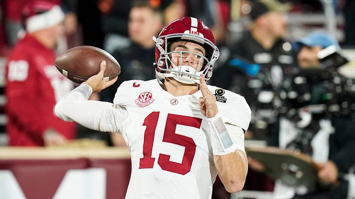 Alabama quarterback Ty Simpson