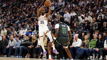 Phoenix Suns v Minnesota Timberwolves