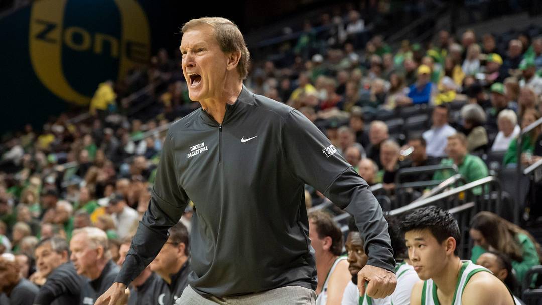 Oregon head coach Dana Altman 