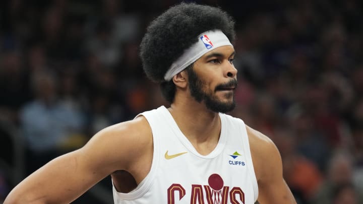 Apr 3, 2024; Phoenix, Arizona, USA; Cleveland Cavaliers center Jarrett Allen (31) looks on against the Phoenix Suns during the first half at Footprint Center. Mandatory Credit: Joe Camporeale-USA TODAY Sports