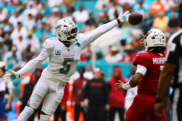Miami Dolphins cornerback Jalen Ramsey blocks a pass from Arizona Cardinals quarterback Kyler Murray