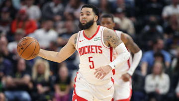 Fred Vanvleet Bringing the Ball Up the Court