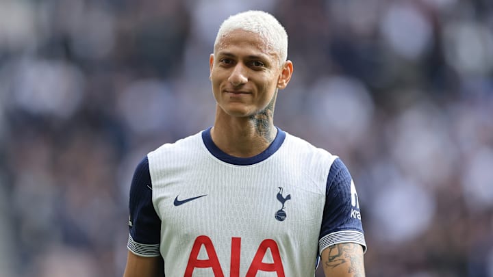 Tottenham Hotspur FC v Everton FC - Premier League