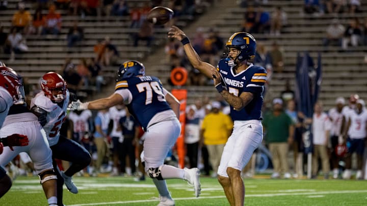 Syracuse football head coach Fran Brown is super high on the potential of former 5-star quarterback Malachi Nelson.