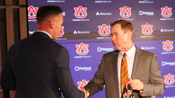  Auburn Tigers head coach Stephen Pearl 