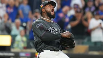 Aug 17, 2024; New York City, New York, USA; New York Mets pitcher Luis Severino (40) celebrates after pitching a shutout against the Miami Marlins at Citi Field.