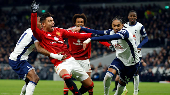 Tottenham Hotspur FC v Manchester United FC - Premier League Tottenham Hotspur FC v Manchester United FC - Premier League