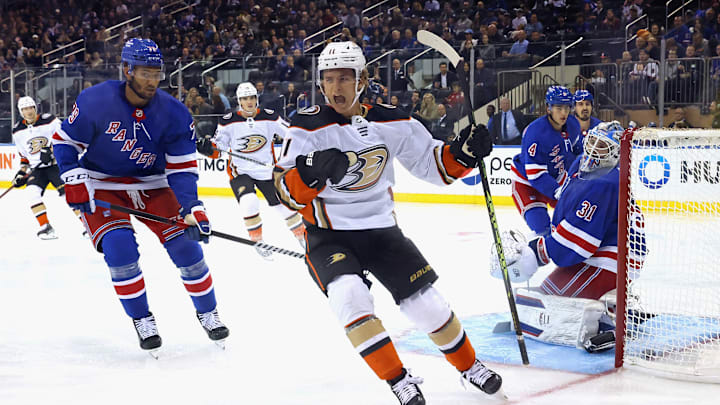 Anaheim Ducks v New York Rangers