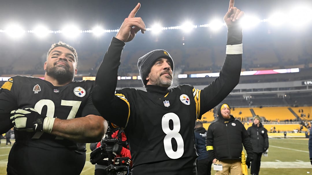 It sounds like Aaron Rodgers is returning to the Steelers.