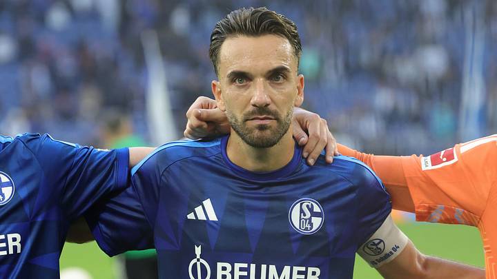 Kenan Karaman und die Schalker Offensive sind noch zu ungefährlich.