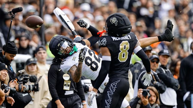 Apr 19, 2025; Boulder, CO, USA; Colorado Buffaloes wide receiver Terrell Timmons Jr. (82) attempts a catch against cornerback