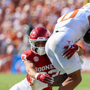 Oklahoma cornerback Eli Bowen (23) 