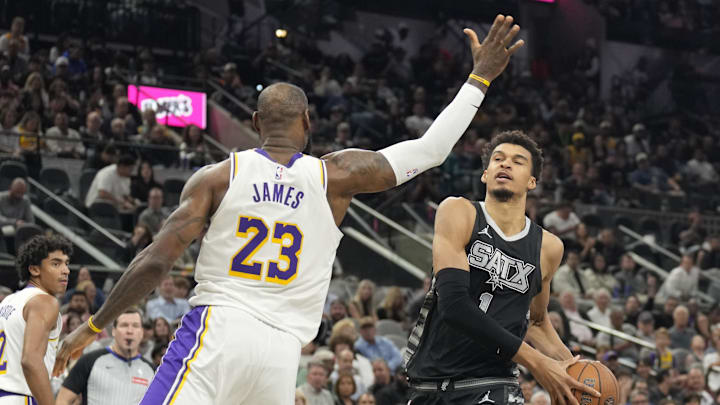 Spurs lakers 23 sales