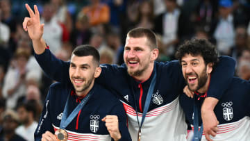 BASKETBALL-OLY-PARIS-2024-FRA-USA-MEDALS