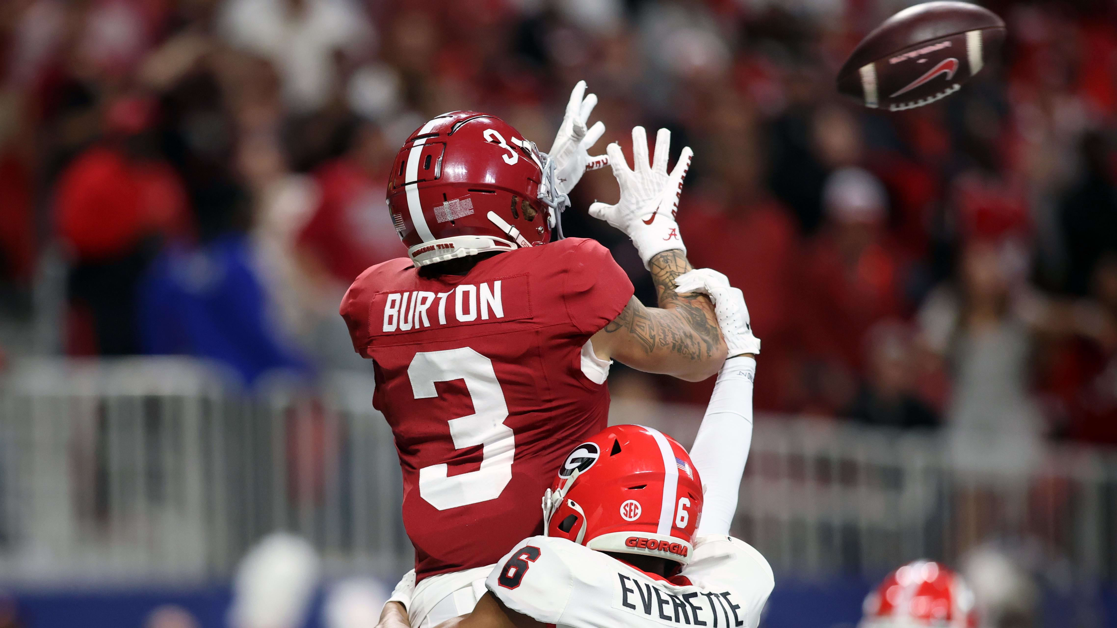 Alabama Crimson Tide wide receiver Jermaine Burton catches a pass.