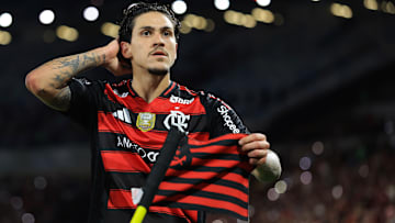 Pedro tem 10 gols no Brasileirão - só três jogadores balançaram as redes mais do que ele na competição