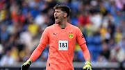 BVB-Keeper Gregor Kobel im Blues-Fokus