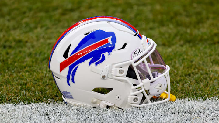Buffalo Bills v Pittsburgh Steelers