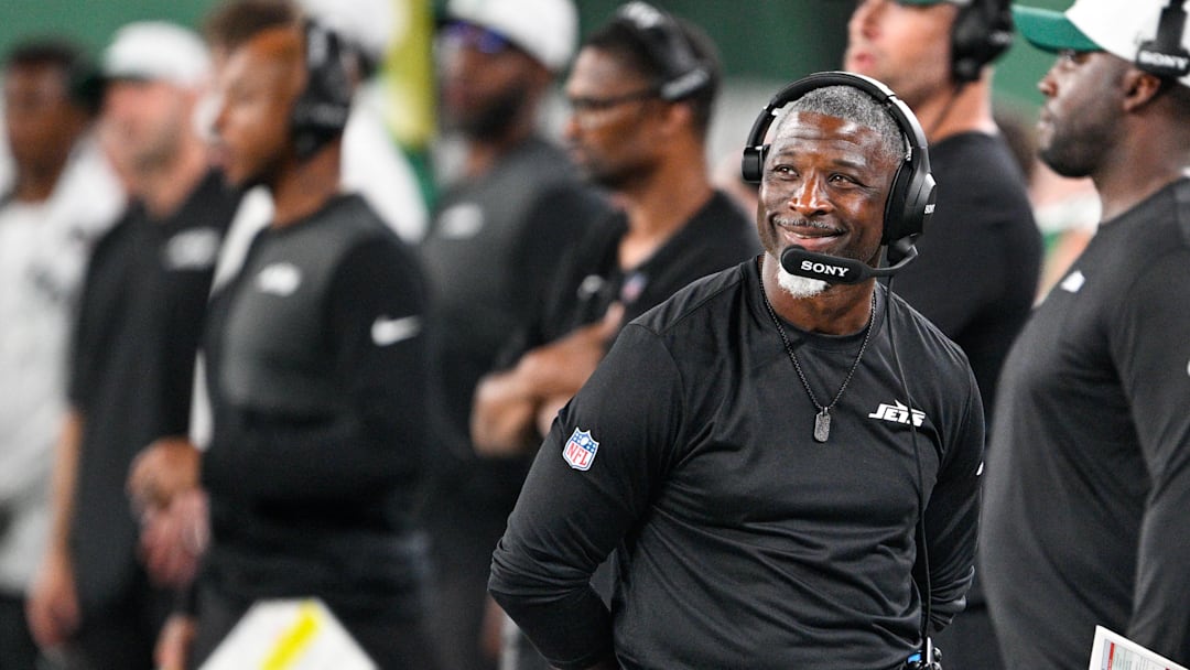 New York Jets head coach Aaron Glenn