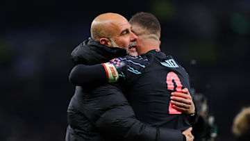 Pep Guardiola (l.) und Kyle Walker (r.)